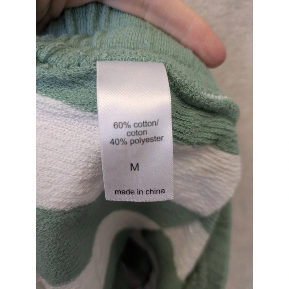 Maurices Shorts Women's Medium Green White Striped Lounge Elastic Waist‎ Casual
